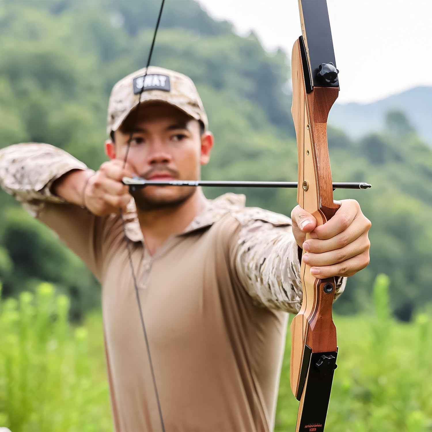 Motion Zeus Standard Target Archery for Adult & Youth Beginner, 62 Inch Wooden Takedown Recurve Bow for Training,Hunting, Practice & Competition（20-50lbs）